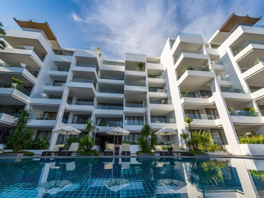 Sansuri Resort пляж Сурин Екстер'єр фото