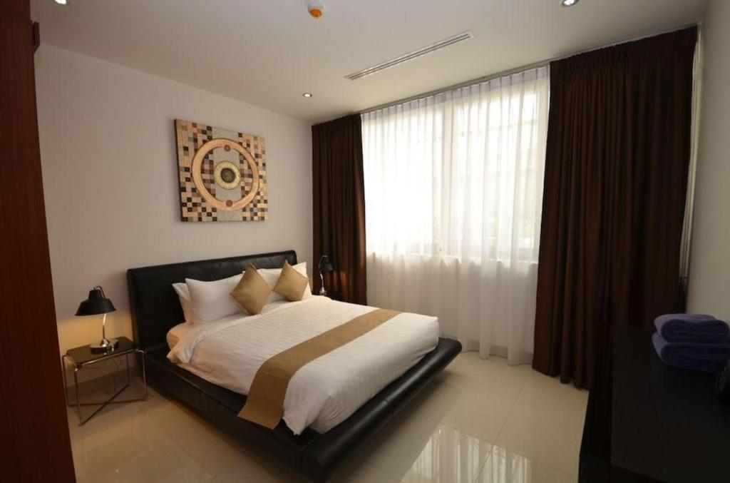 Sansuri Resort пляж Сурин Екстер'єр фото