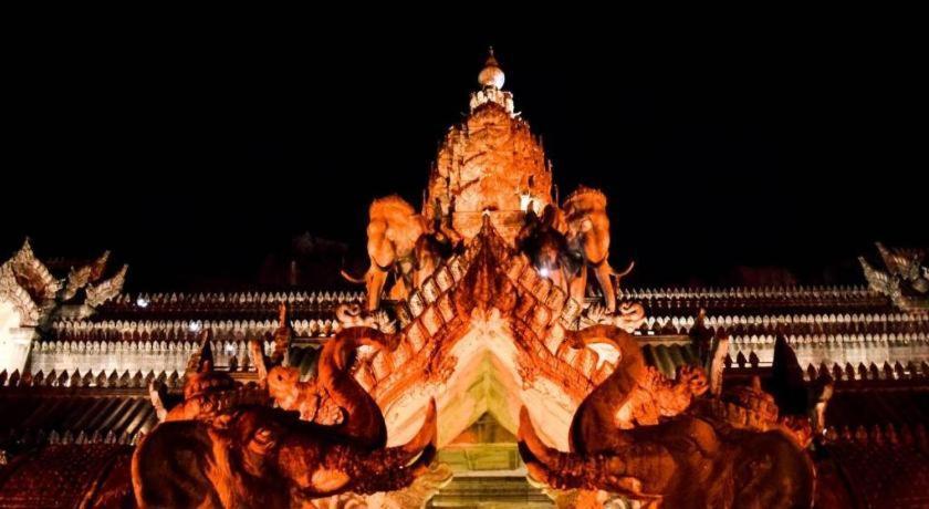 Sansuri Resort пляж Сурин Екстер'єр фото